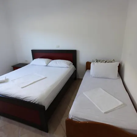 Apartment Enea *