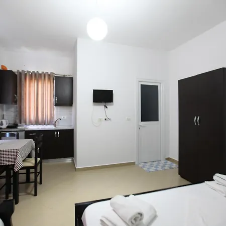 Enea Apartment
