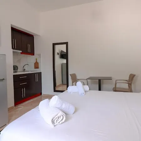 Enea * Ksamil